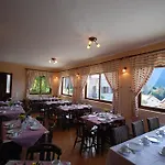 Georgio's V 4* Kalawrita