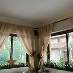 Georgio's V 4*