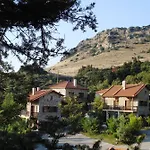 Georgio's V