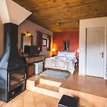 Georgio's V Hotel