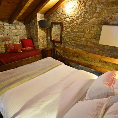 Georgio's V Hotel 4*