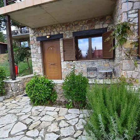 Georgio's V Hotel 4*