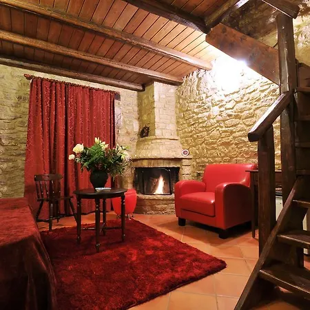 Georgio's V Hotel Kalawrita