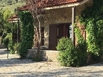 Georgio's V Otel 4*