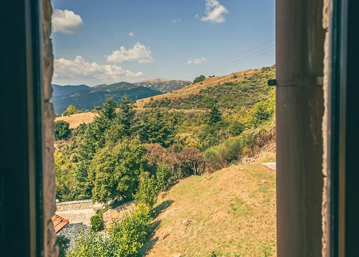 Georgio's V Hotel 4*